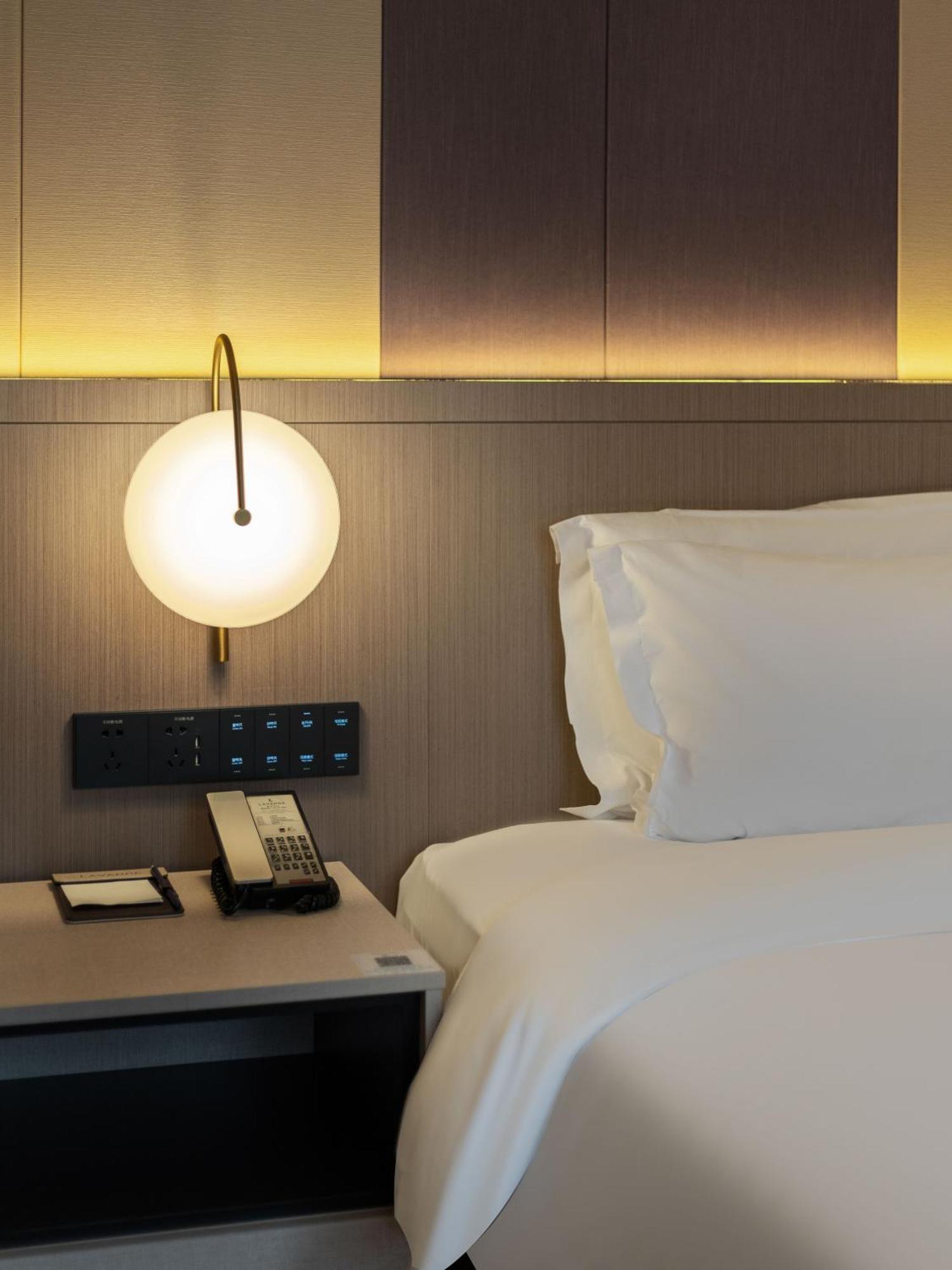 Lavande International Hotel Guangzhou Us Consulate General Guangzhou Grandview Plaza Branch - Free Shuttle Bus To Canton Fair Complex During Canton Fair Period & Free Vpn Internet Access Екстериор снимка