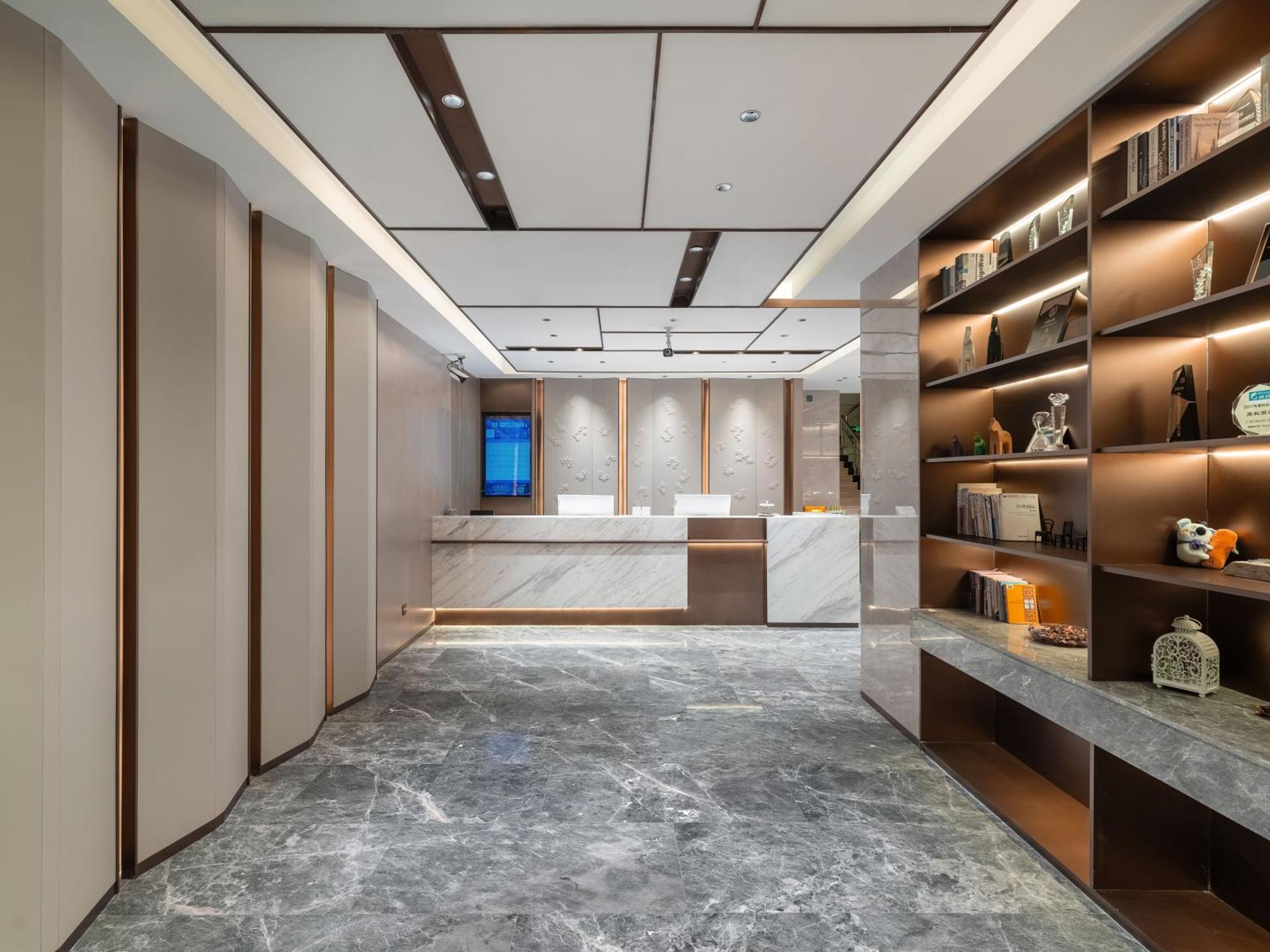 Lavande International Hotel Guangzhou Us Consulate General Guangzhou Grandview Plaza Branch - Free Shuttle Bus To Canton Fair Complex During Canton Fair Period & Free Vpn Internet Access Екстериор снимка