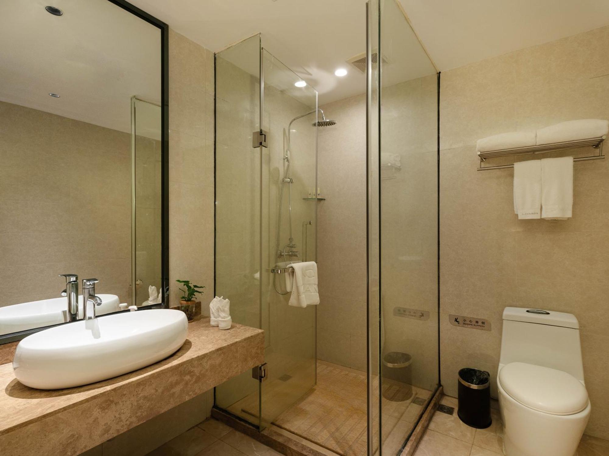 Lavande International Hotel Guangzhou Us Consulate General Guangzhou Grandview Plaza Branch - Free Shuttle Bus To Canton Fair Complex During Canton Fair Period & Free Vpn Internet Access Екстериор снимка